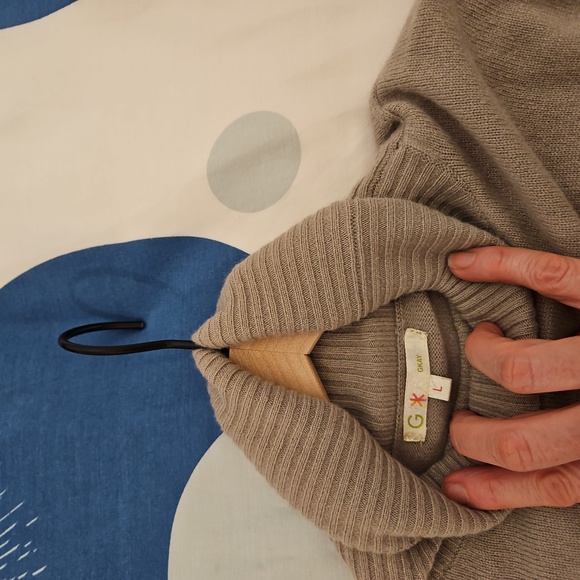 Cashmere beautiful dress - Picture 2 of 3